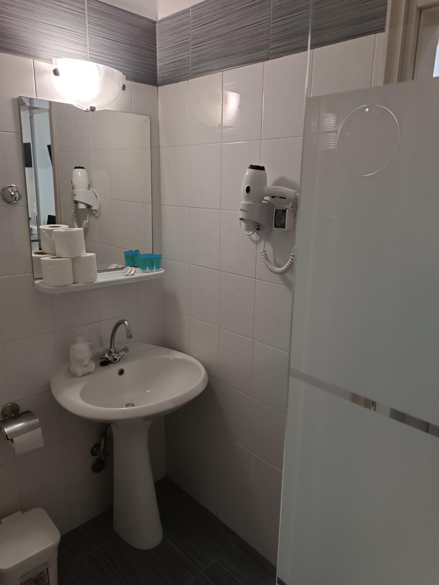 Rooms Anastasia Paralia Luaran gambar